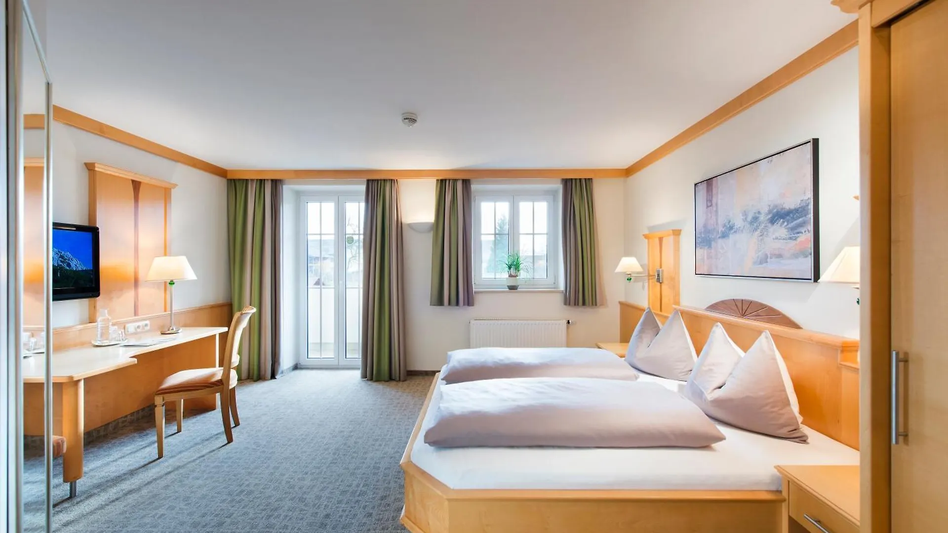 Hotel Koeniggut Wals-Siezenheim 4*,